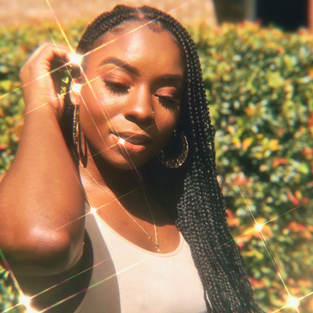 Meet your Posher, Maegan